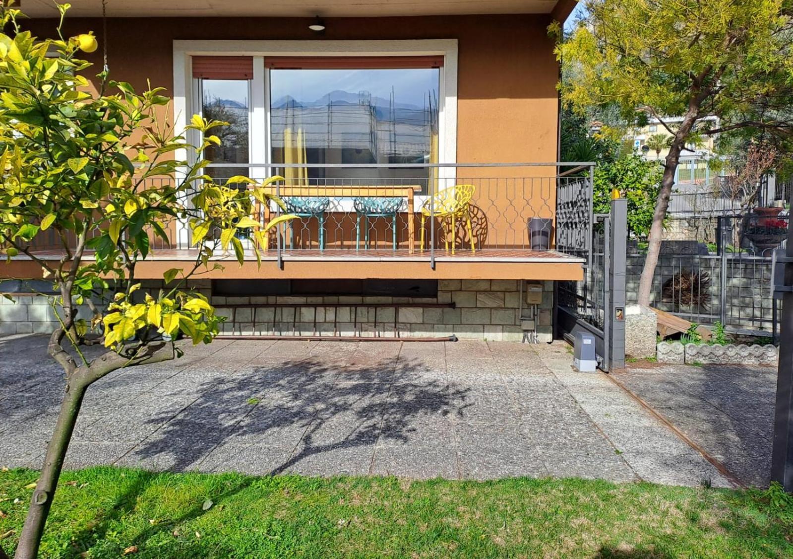 Oma Margareta Apartment ليمونِ سول غاردا المظهر الخارجي الصورة